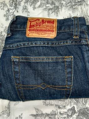 Lucky Brand Men’s Indigo Blue Slim Straight Jeans